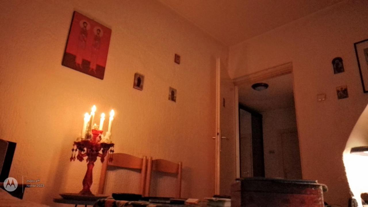 Men Who Knit Appartement Belgrado Buitenkant foto