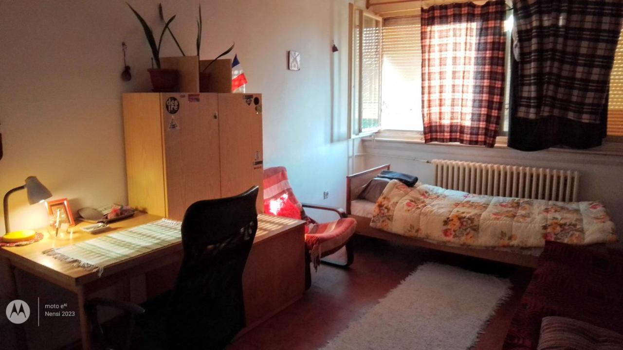 Men Who Knit Appartement Belgrado Buitenkant foto